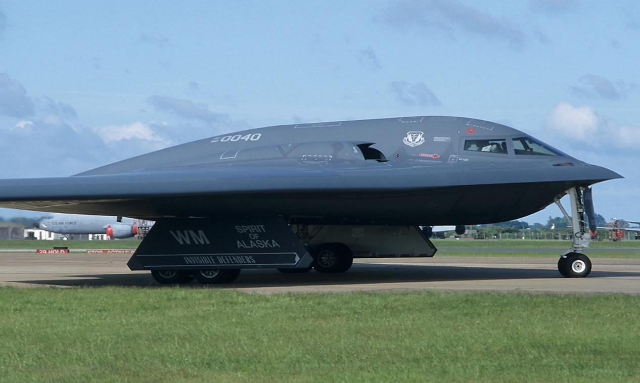 The B2 stealth bomber can strike accurately without relying on radar ...