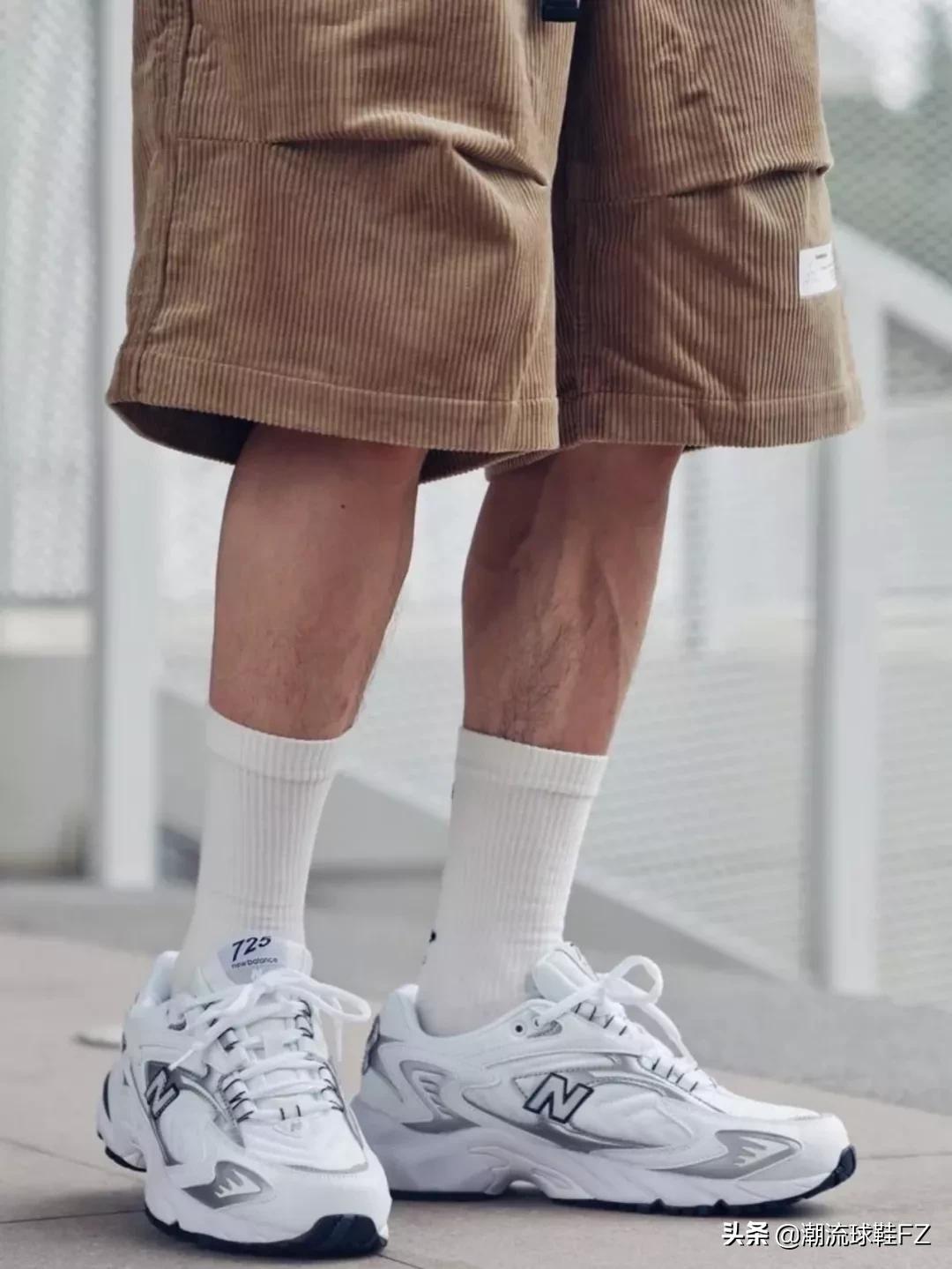 This year's dark horse running shoes are the New Balance 725 on the feet of  IU Li Zhien? - iNEWS