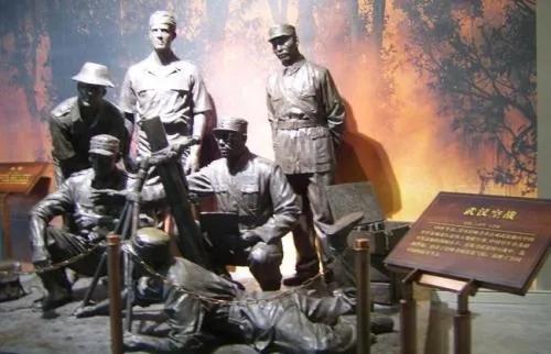 One Hand Machine One-handed machine gun, one-man captured 48 people, a special hero in ...