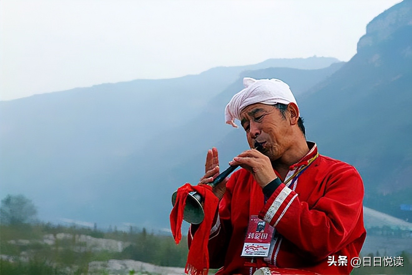 Real shot: Hukou Waterfall's passionate travel - iMedia