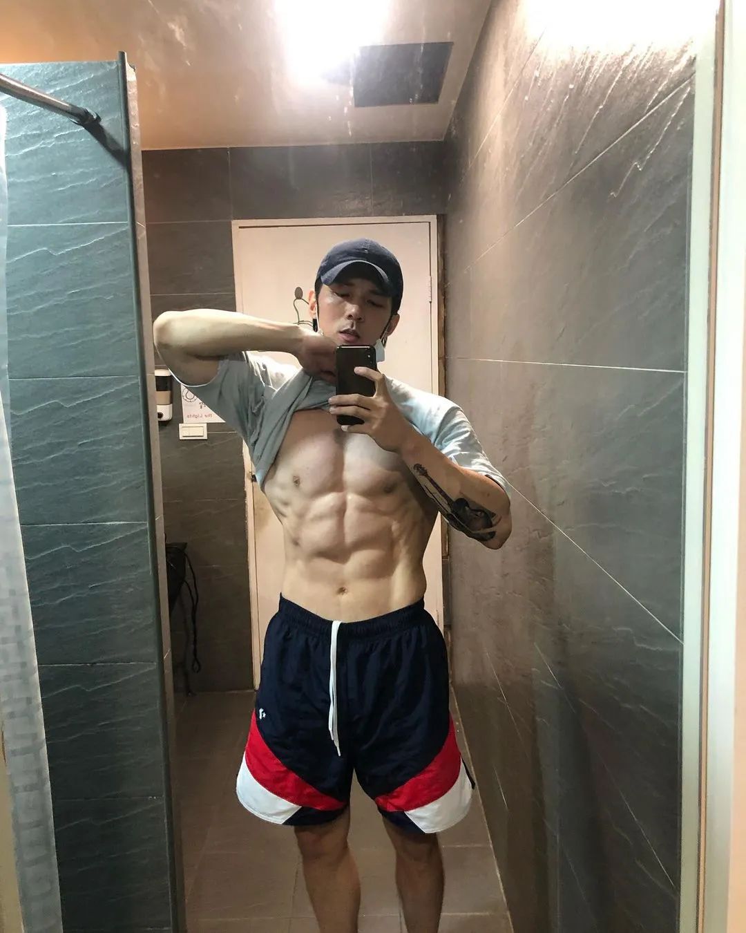 40yearold Zhang Jie's body photo exposed, netizens This muscle is