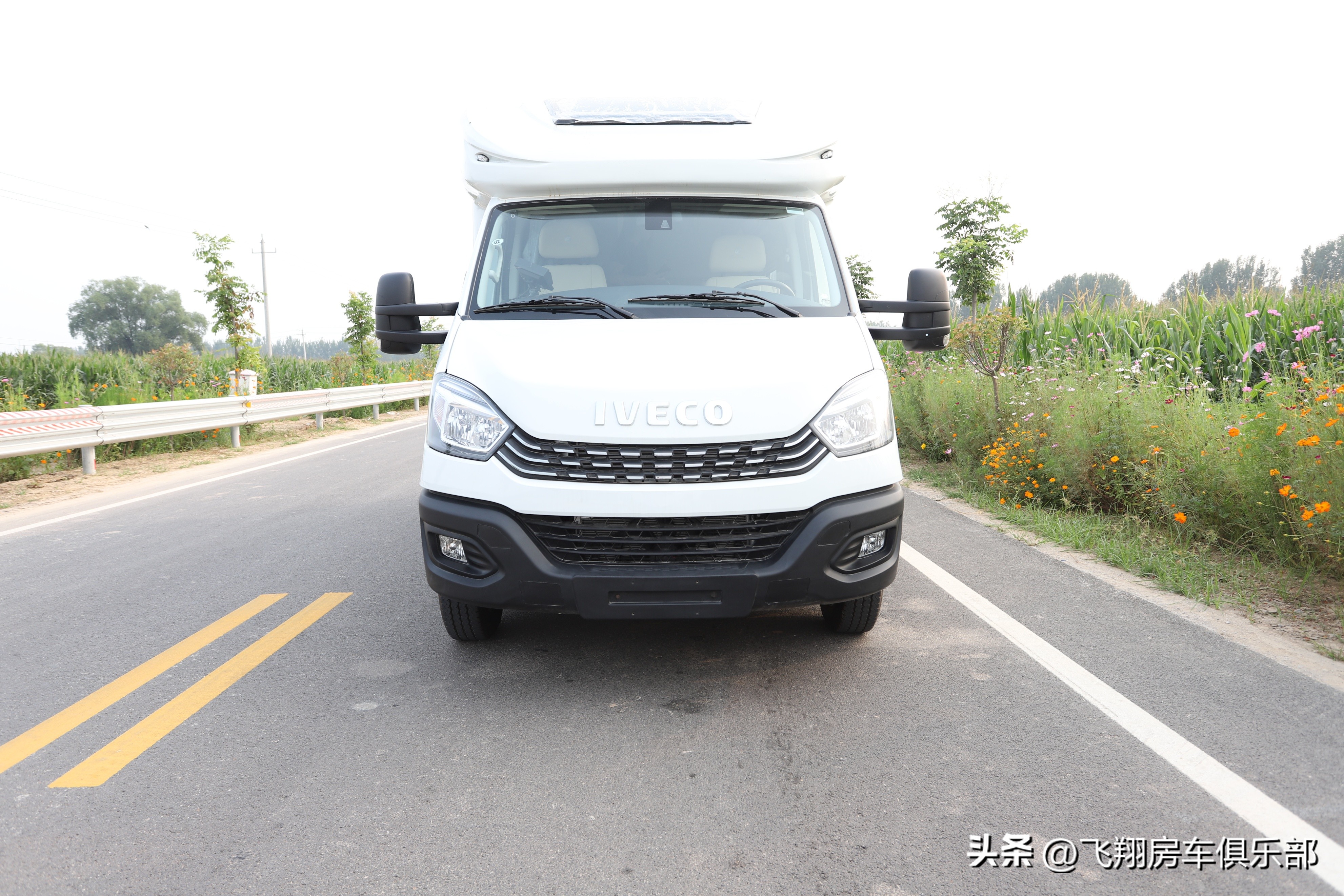 Small Forehead Rv Choose it for your retirement travel!Iveco T-type small forehead RV ...