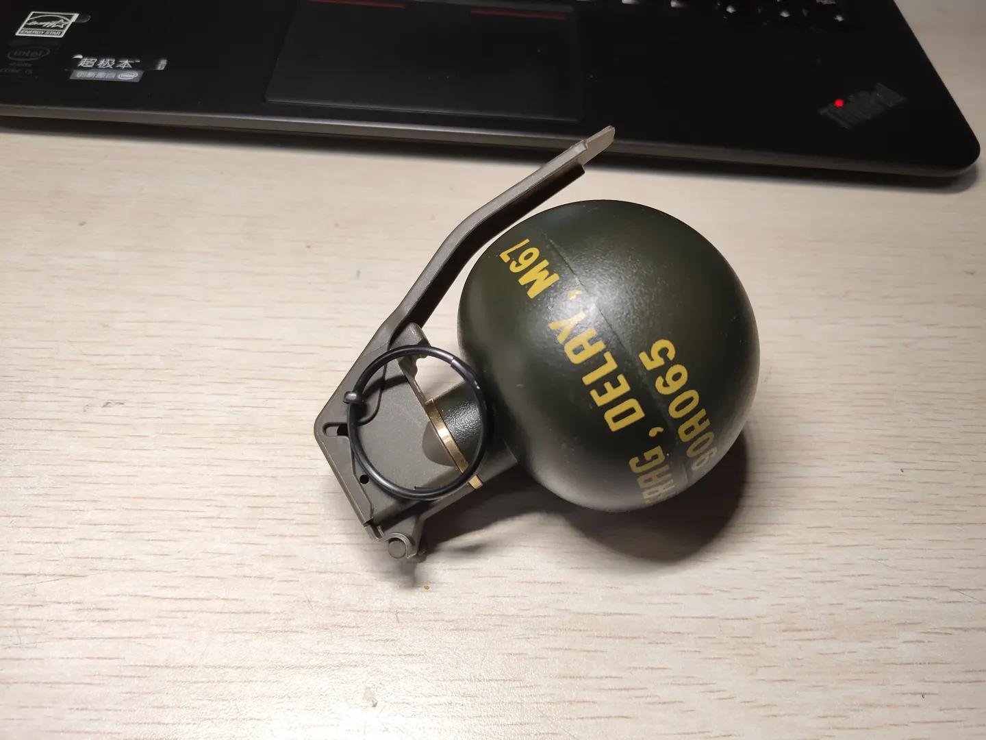 M67 Grenade Explode a world! iNEWS