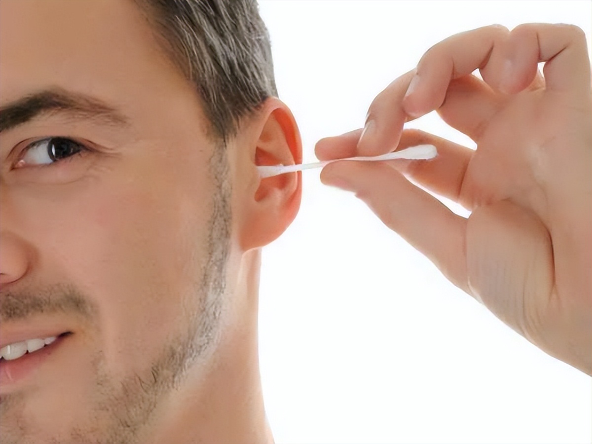 Why are some people's "earwax" relatively wet, while others are