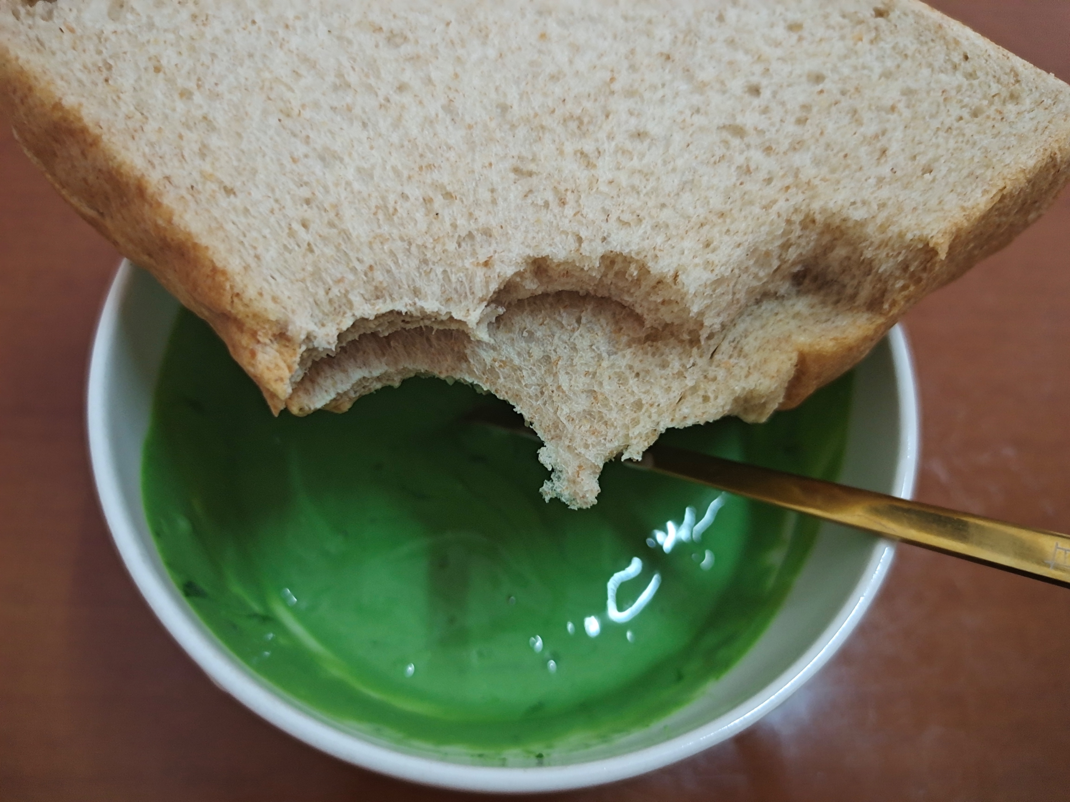 57.65kg Why is it more difficult for dieters to lose weight