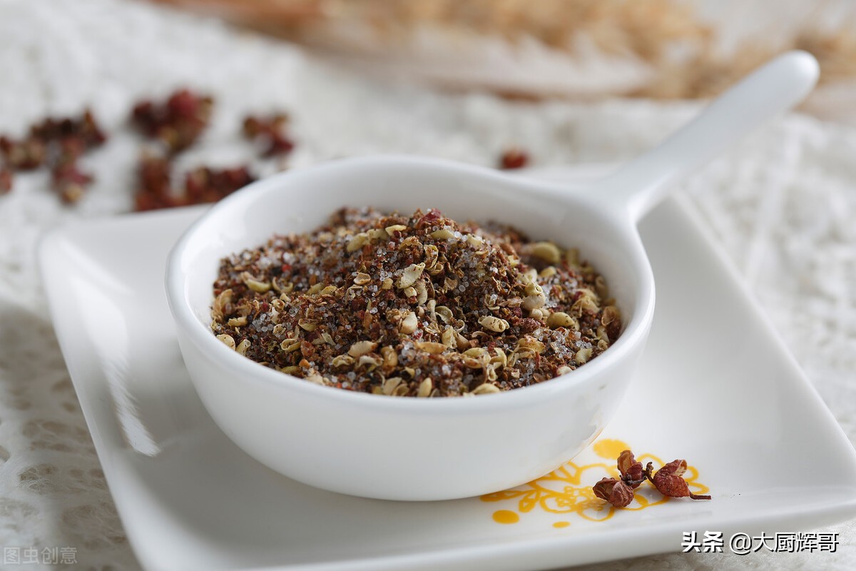 How to make delicious food with salt and pepper?10 years of chefs teach