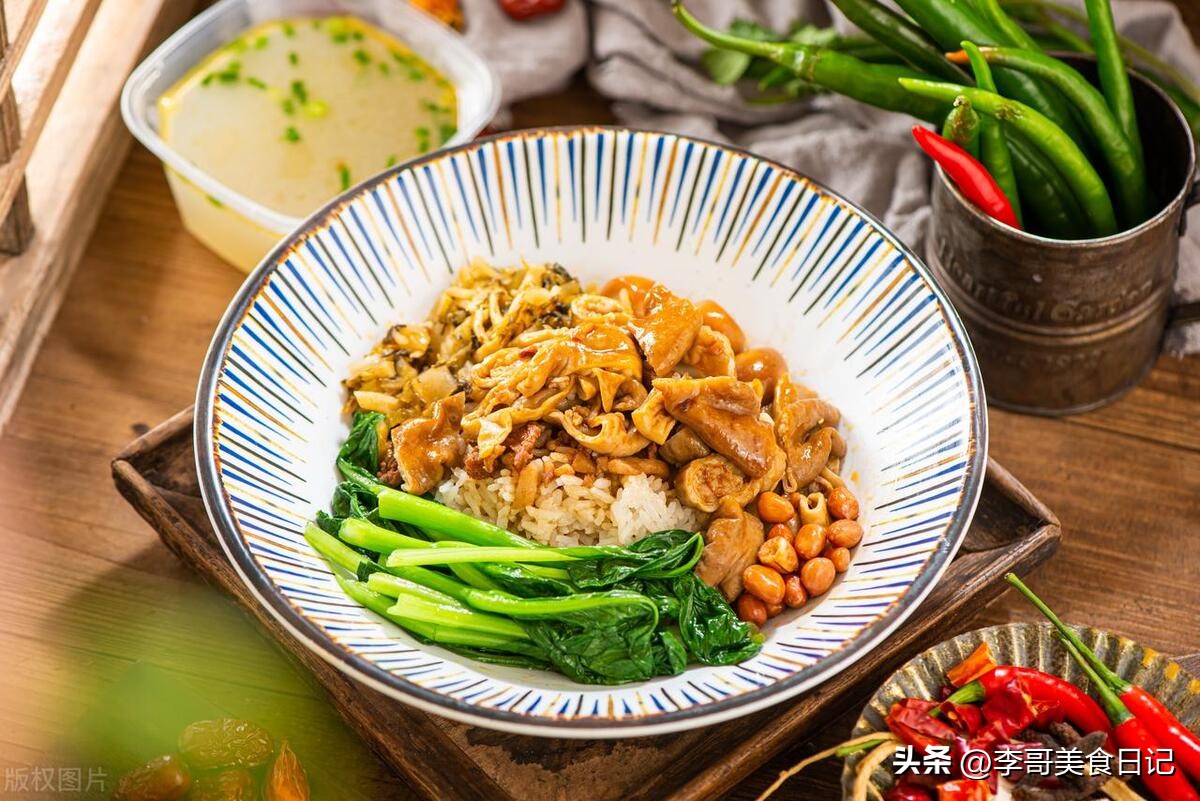 Simple and delicious large intestine salty rice: crispy large intestine ...