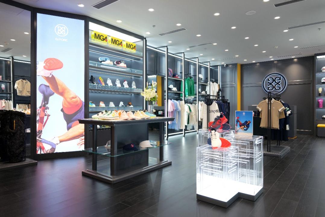 With the new sneakers QRT1, the luxury lifestyle brand G/FORE enters ...