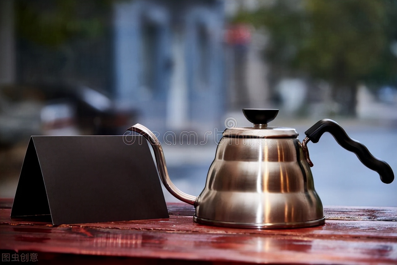 Will the water boiled in the kettle be poisoned?Teach you to put vitamin C in when you boil