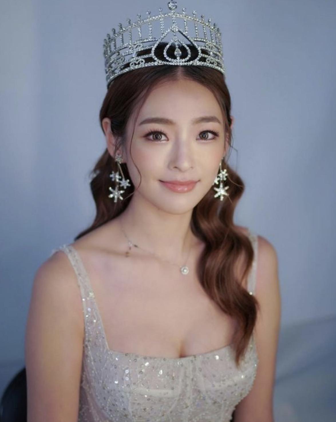Zhou Ziyang openly had an affair with a 25-year-old Hong Kong sister ...