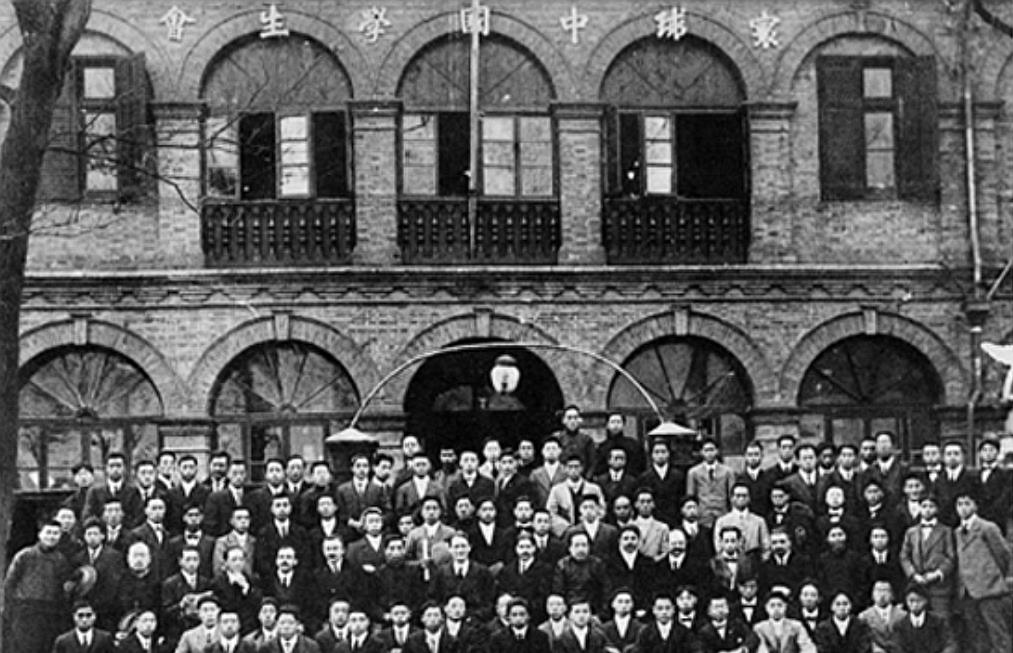 Cai Chang met Zhou Enlai by chance and choked up before leaving Enlai