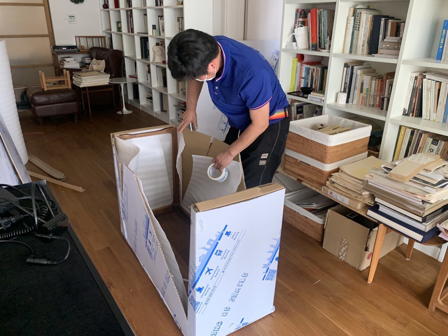 Shipping furniture abroad is subject to leek tax, am I in the pit? iNEWS