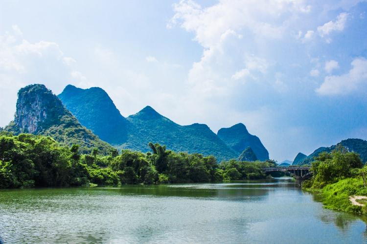 On the development of ancient Chinese geography, the production of maps