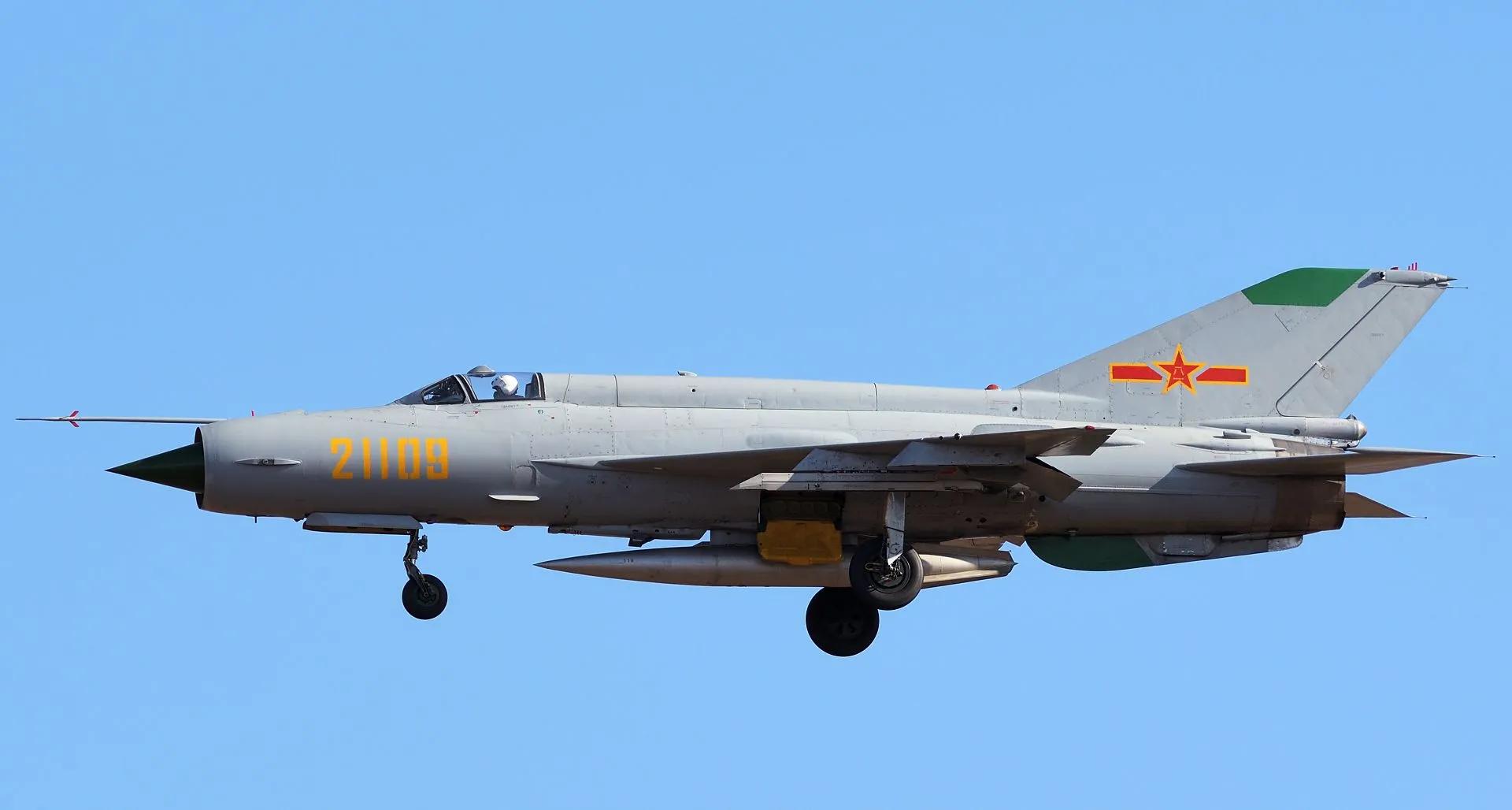 A Brief History of Chinese Fighter Development - iMedia