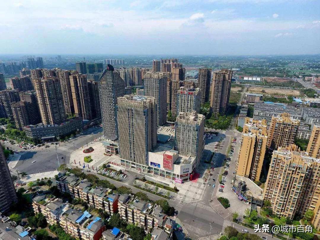 Sichuan has 5 large cities and 10 medium-sized cities: Deyang and ...