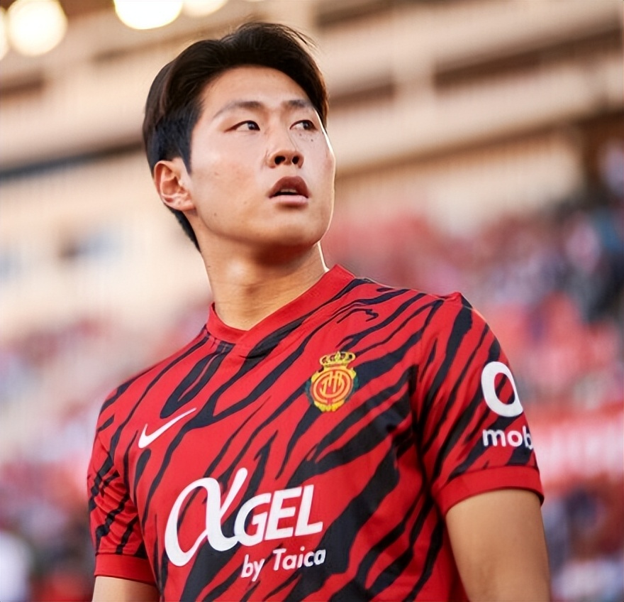 Aston Villa expected to sign Lee Kang-in this summer - iMedia