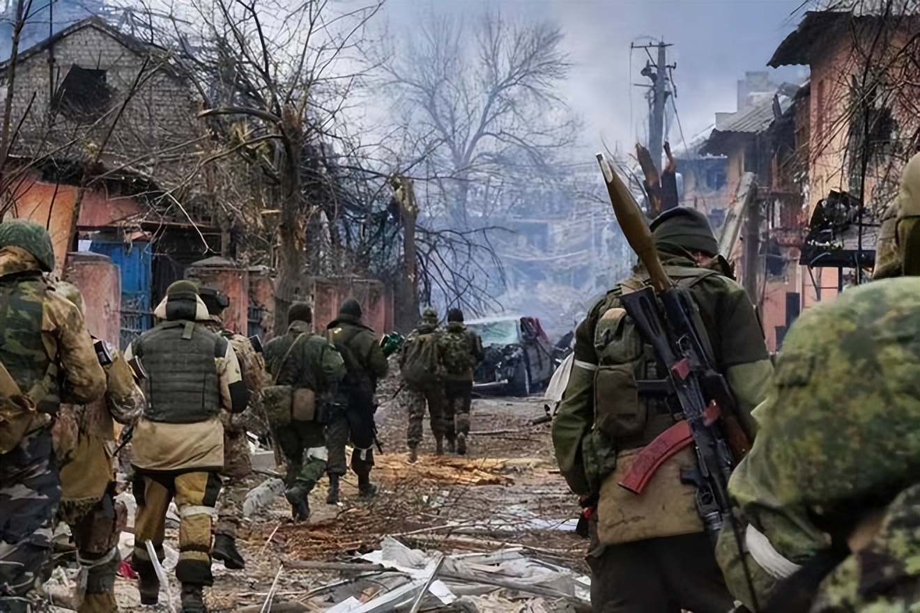 Canadian tanks landed in Ukraine, but Bachmut was almost lost, and the ...