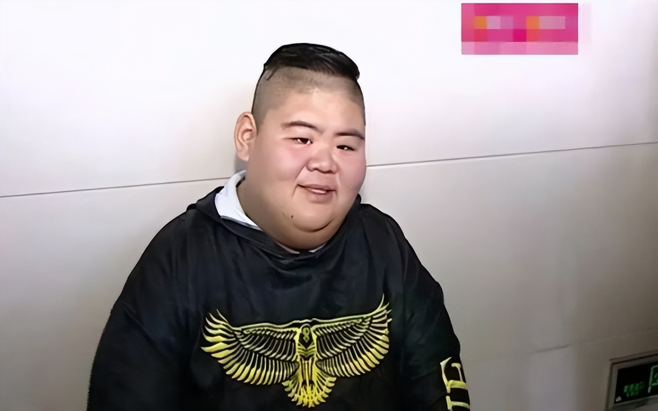 "China's Big Fat" Wang Haonan lost 480 pounds because of love. After ...