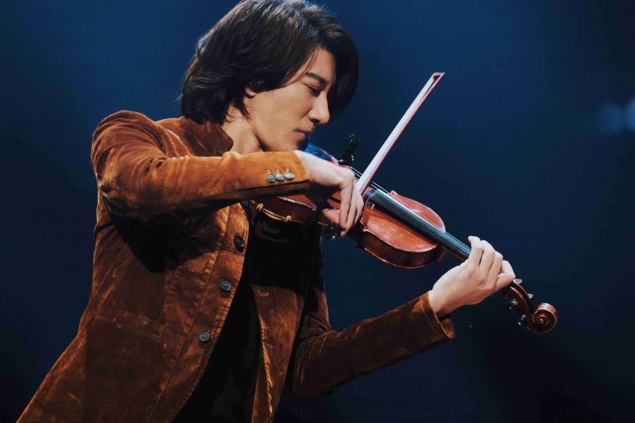 Wang Leehom returned to the stage after a year to sing 2 new songs, the ...