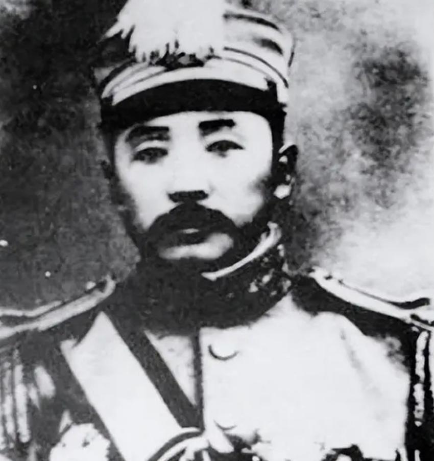 After Zhang Xueliang regained his freedom, who was he most admired ...