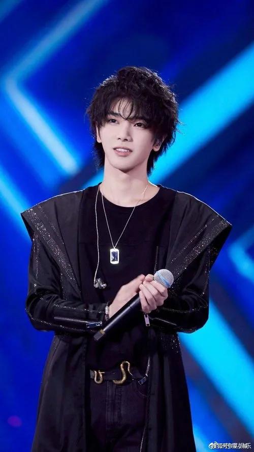 Hua Chenyu, these days I read about... - iNEWS