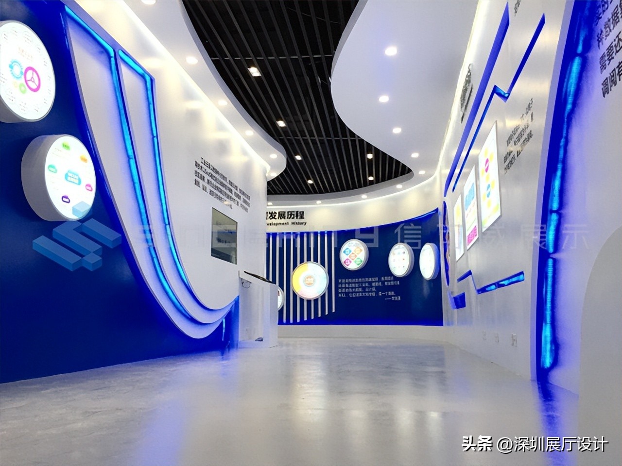 "Exhibition Hall Design" The design of the corporate exhibition hall is ...