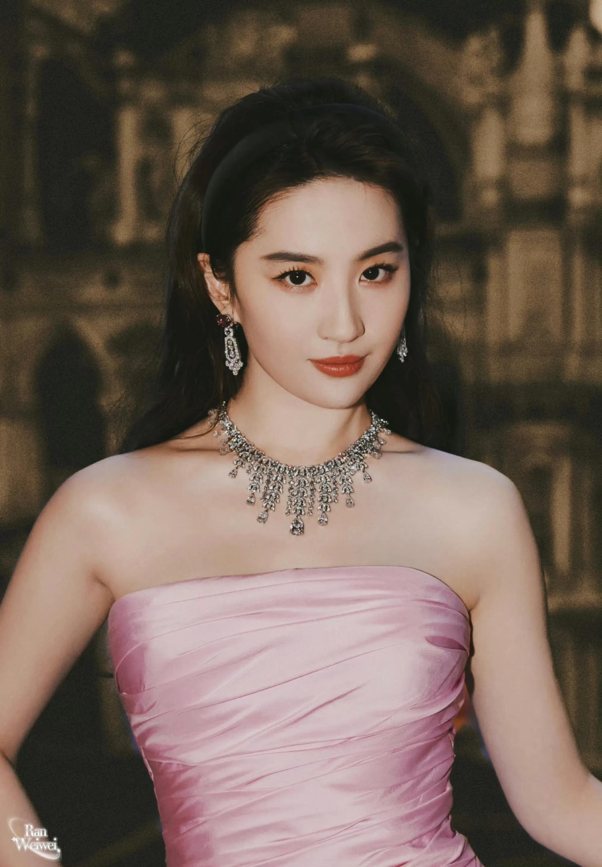 Liu Yifei - Imedia