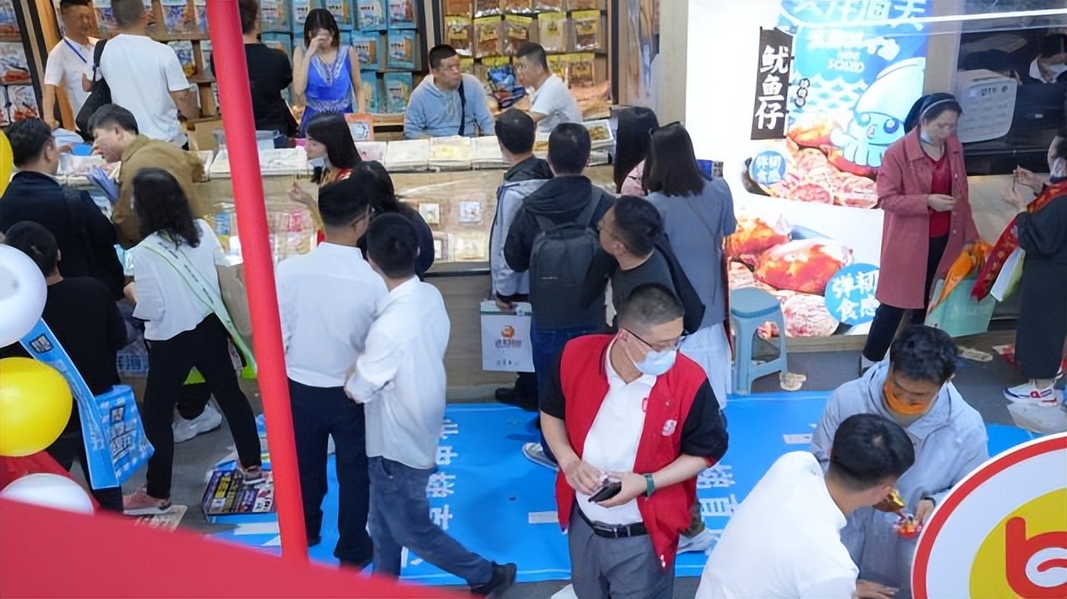 Huairen Ceramics shines at Chengdu Sugar and Wine Fair - iMedia