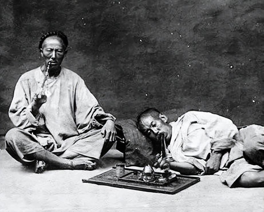 In 2010, thousands of people sacrificed to Liu Wencai to rectify his ...