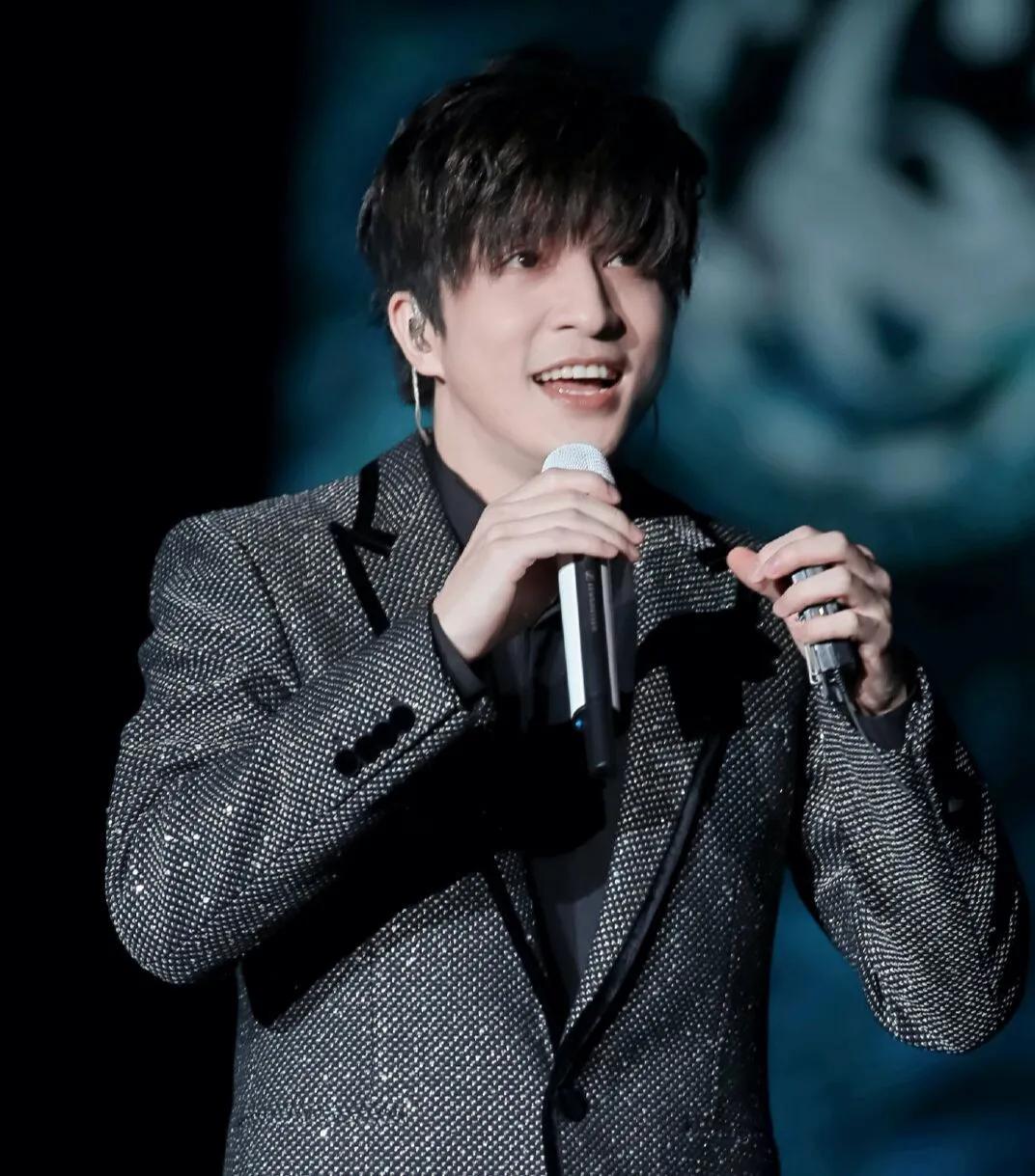 In recent years, the entertainment industry has become more and more ...