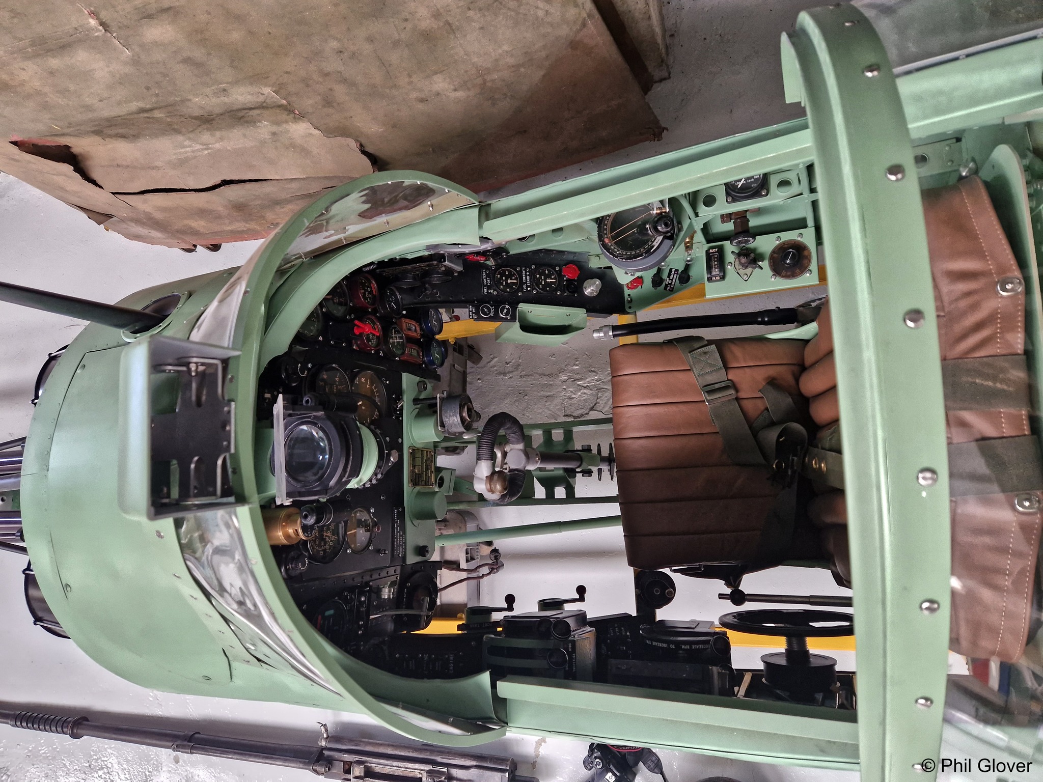 "Whirlwind" (Westland Whirlwind) fighter cockpit - iNEWS