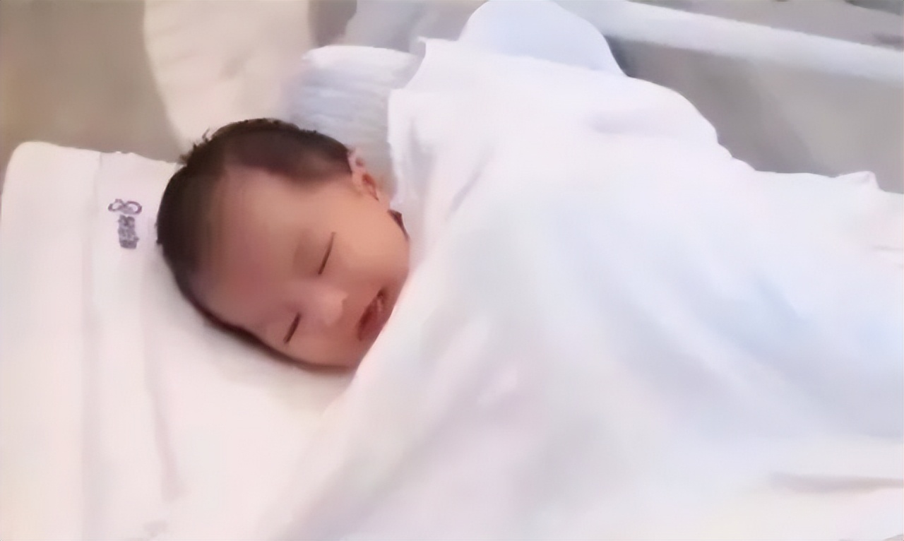 "The most beautiful newborn" became popular, other people