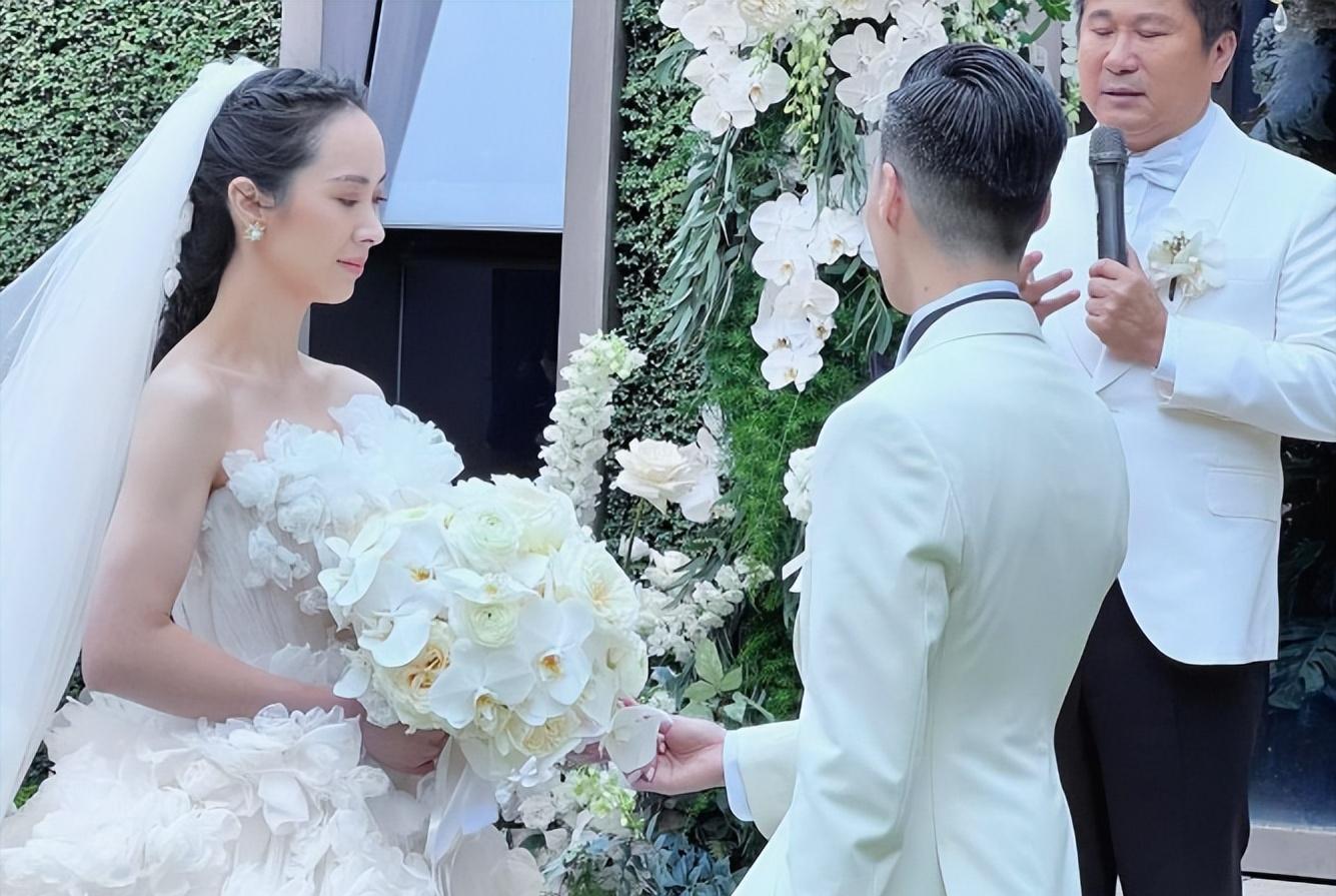 Ou Di's ex-girlfriend fights cancer and successfully married rich Chen