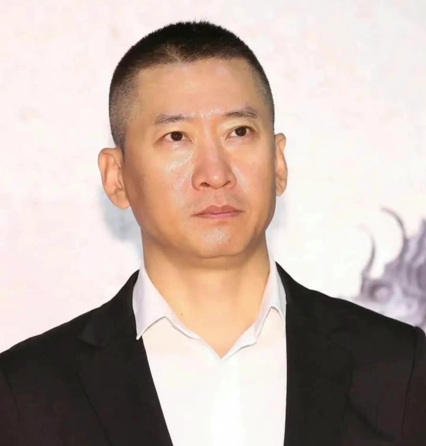 Actor Zhou Jie "released melons" late at night, publicly revealed that ...