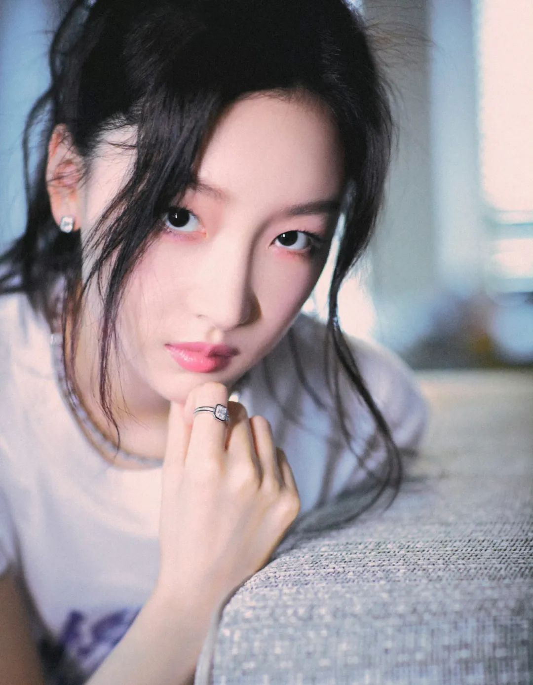 Zhou Dongyu plastic surgery? Li Yfeng's comeback? Is it difficult for ...
