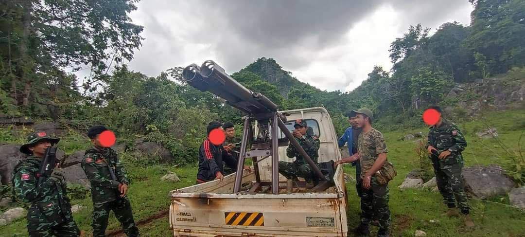 Burmese Resistance Armed New Weapon Vehicle Mounted Double Barreled