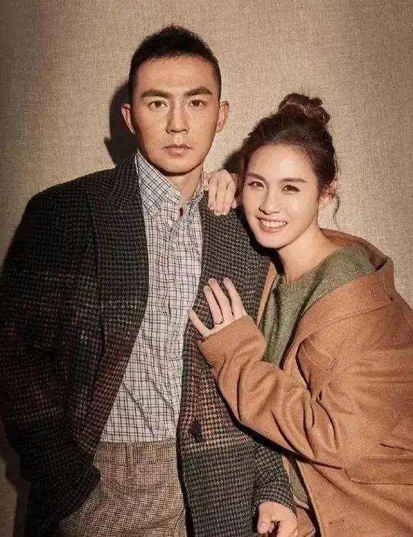Participating in a variety show, Liu Genghong and Wang Wanfei ...