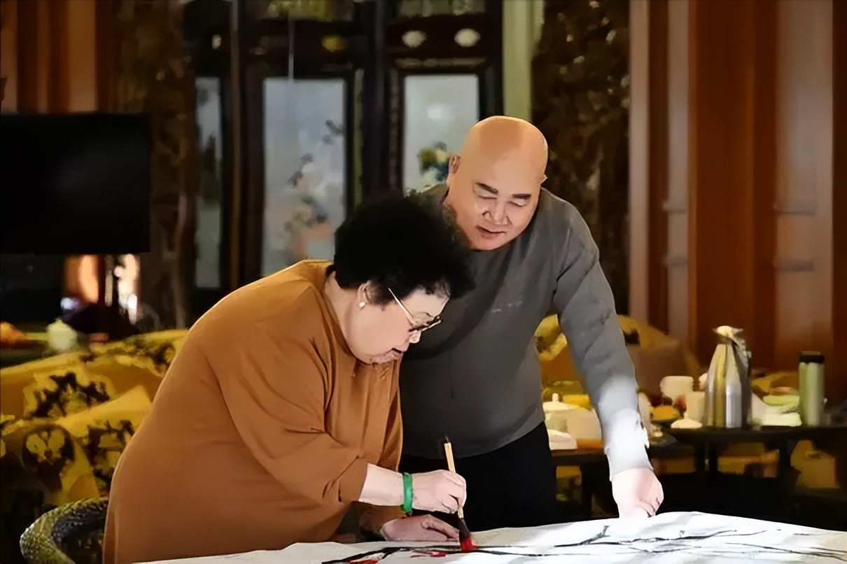 Chen Lihua made a will: 10 billion for each of her children, and the ...
