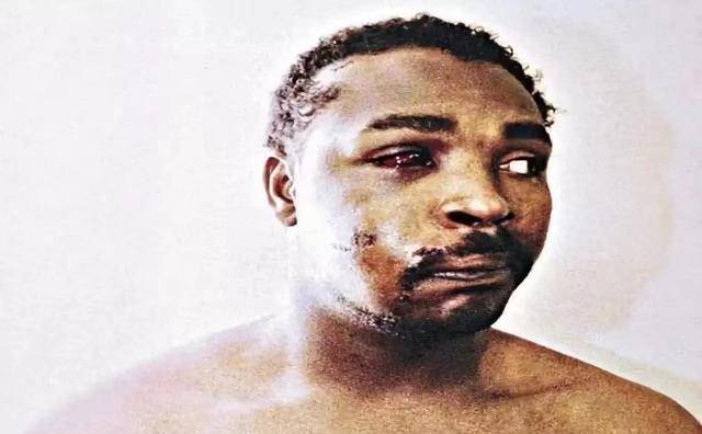 The Rodney King incident that triggered the Los Angeles riots: a baton ...