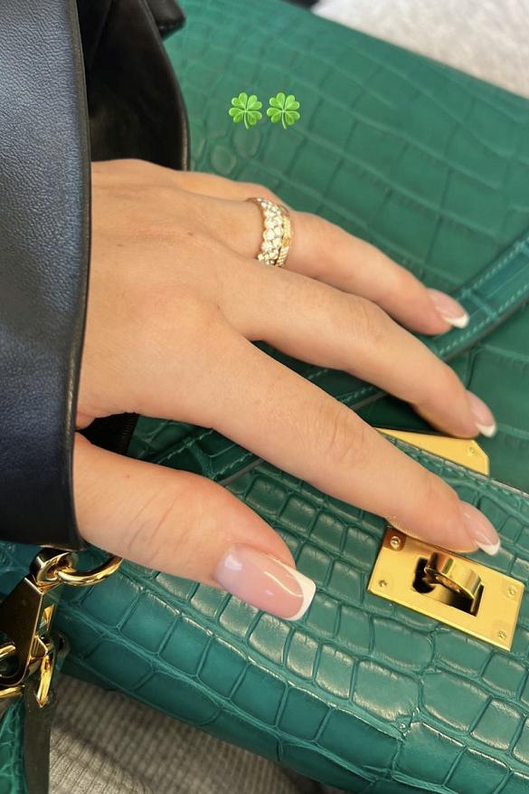 24yearold Kylie Jenner lost weight after giving birth, wearing