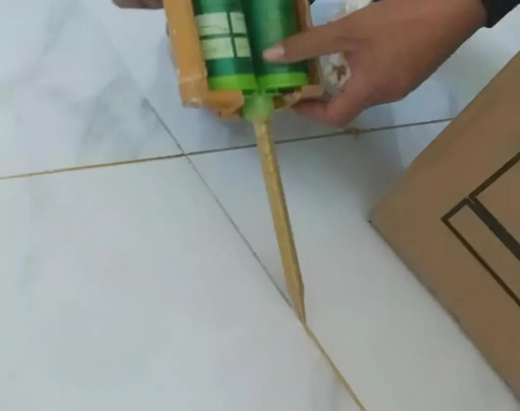 If the mason does not do this step of tiling, quickly ask him to rework ...