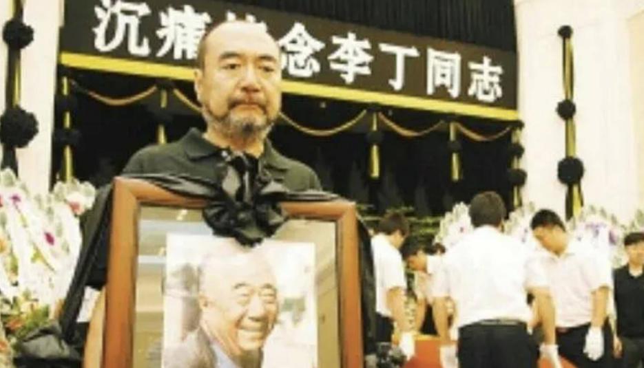 Li Ding, an old drama player: 11 years after his death, his son also ...