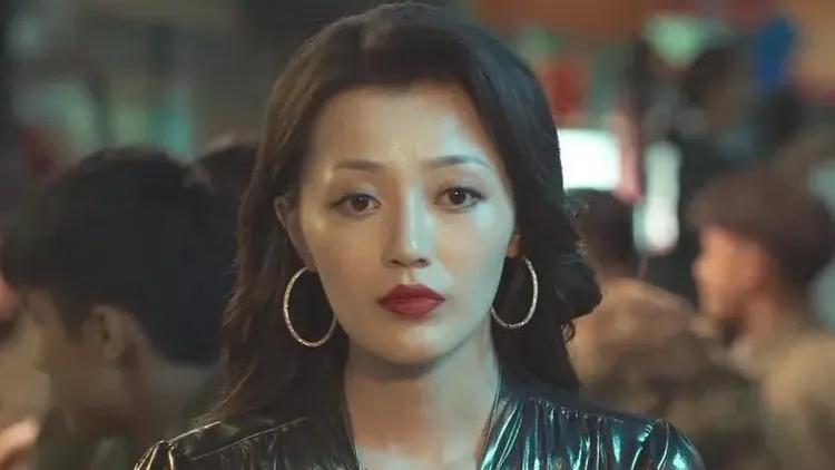 "Ice Rain and Fire" Sister Qiong appeared, Yang Ling's forbearance is ...