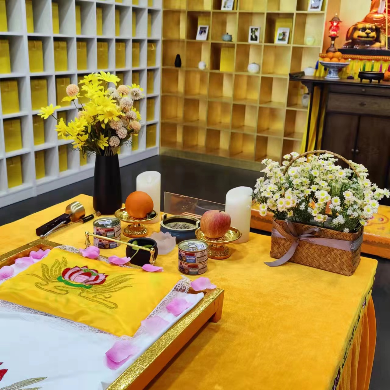 How to dispose of pet's ashes after a domestic pet dies?has no meaning