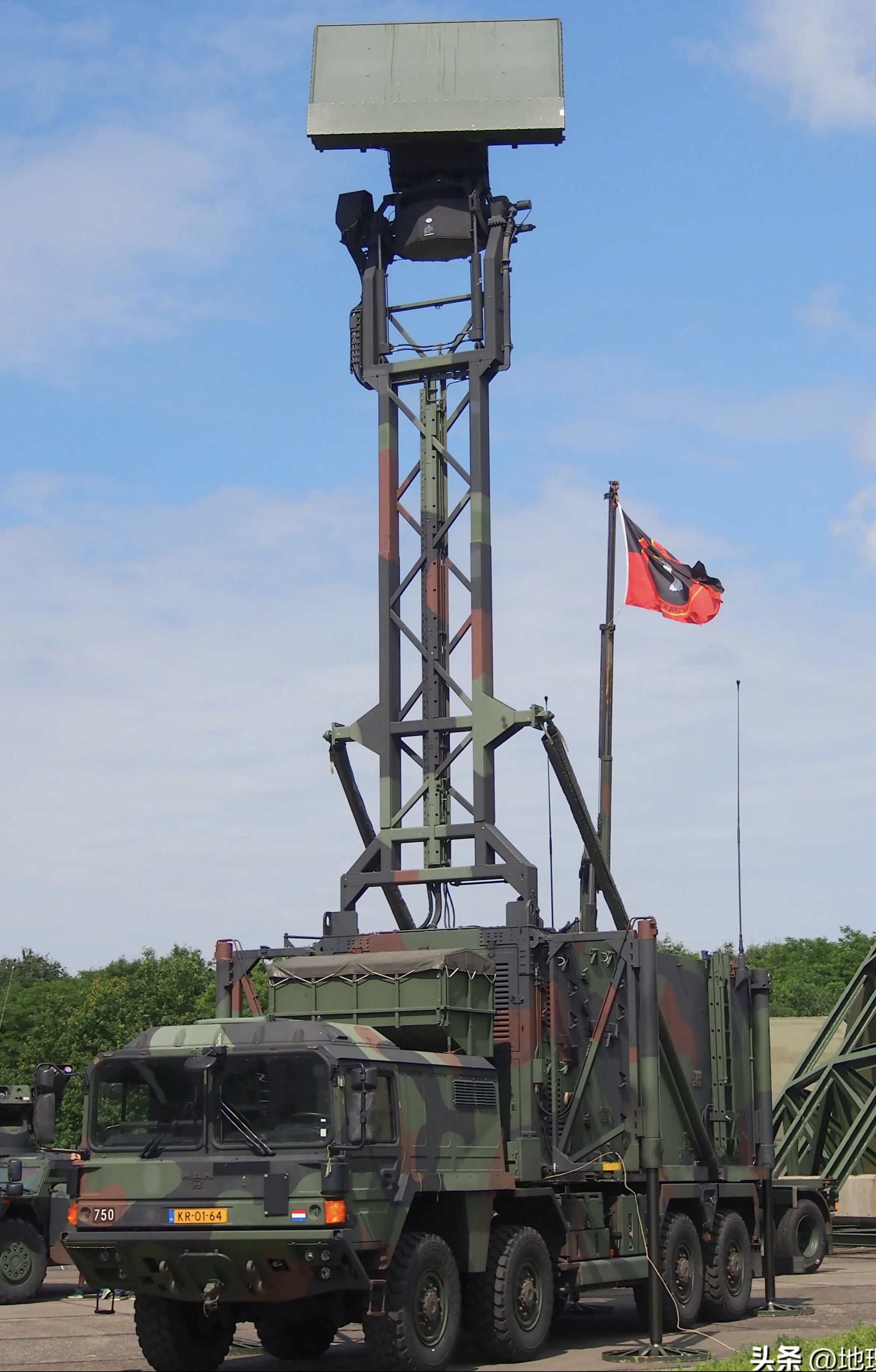 Shooting up to 25 kilometers, the unit price is 380,000 euros, German ...