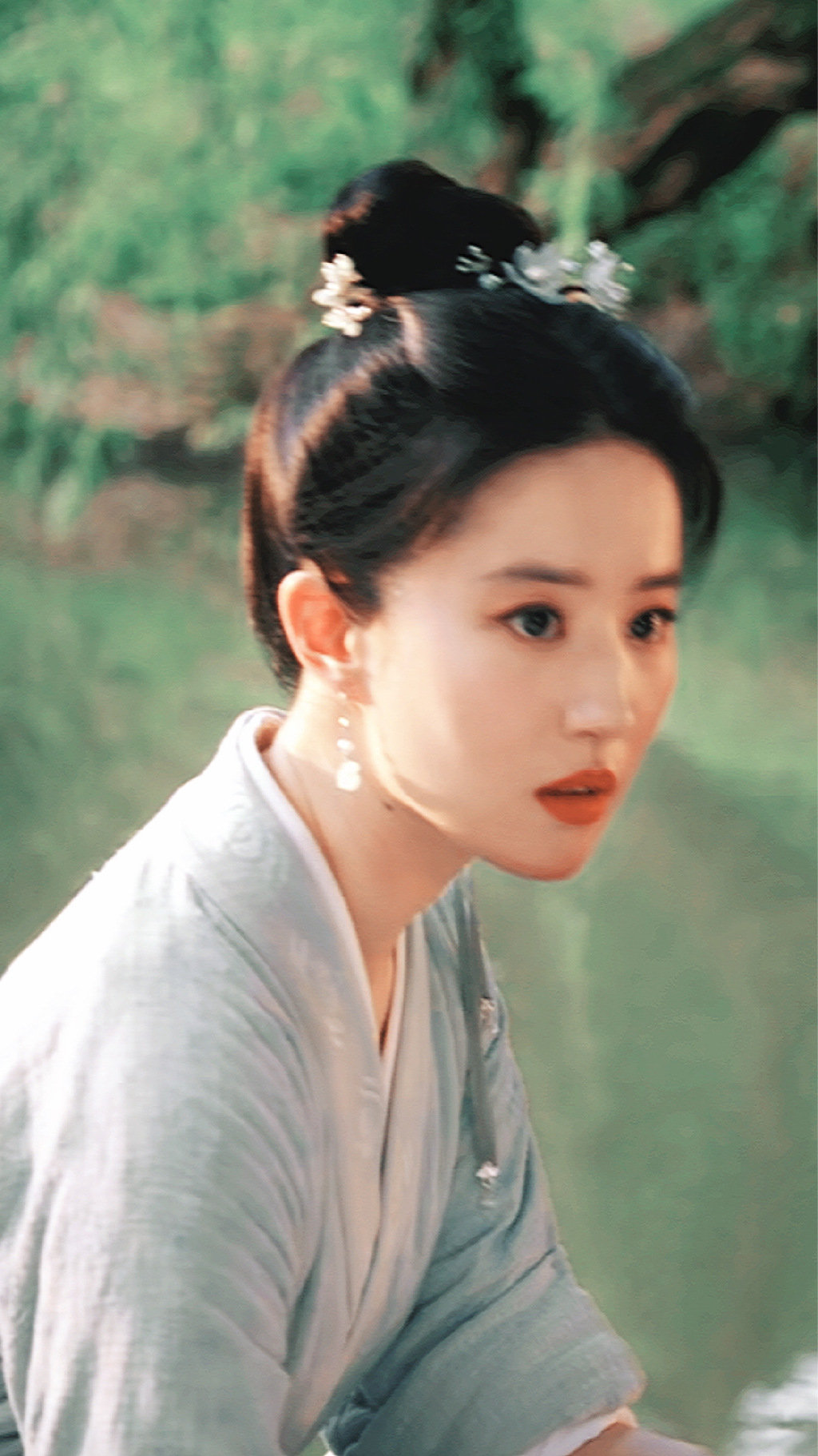 Old photos of Liu Yifei and Zhang Xiang in the same frame 12 years ago ...