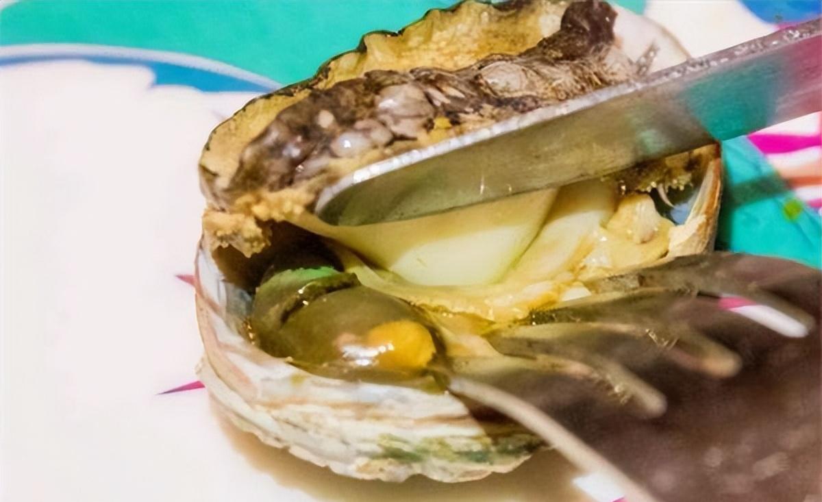 Are abalone tails yellow or poisonous poop? Why the Japanese like to ...