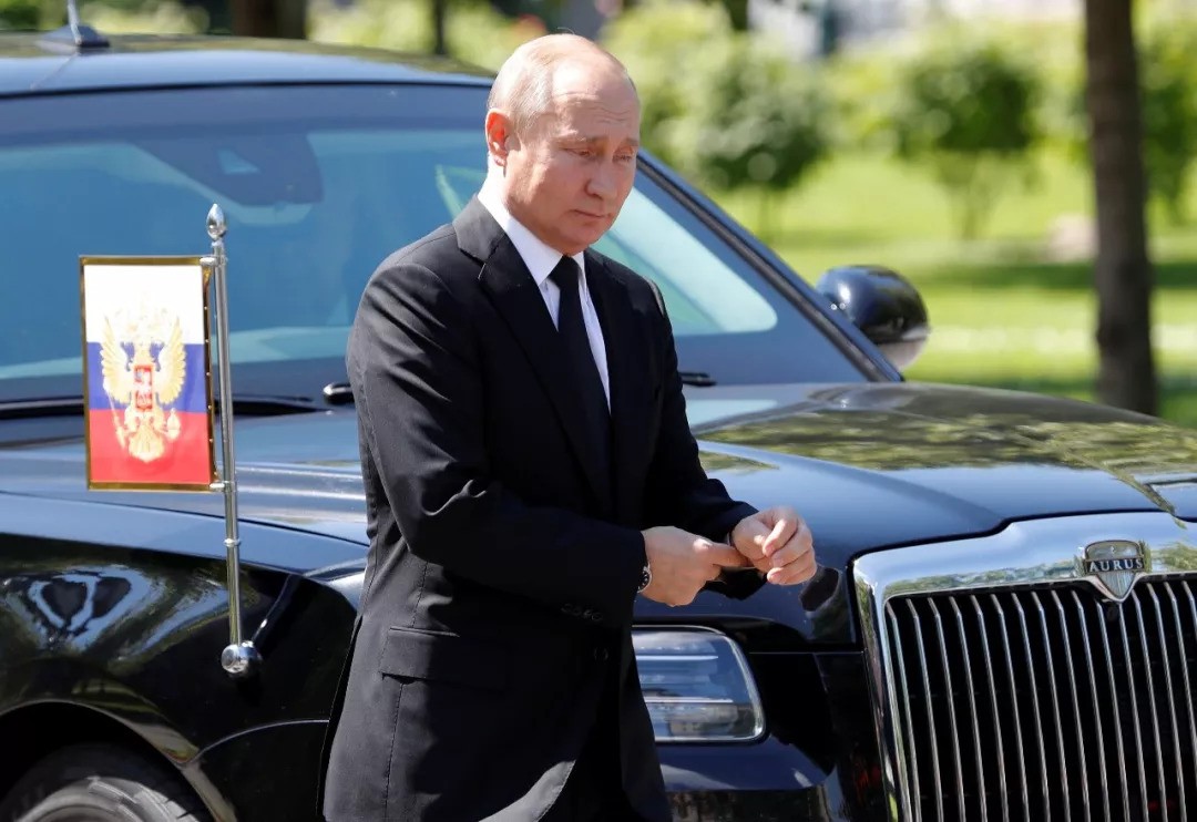 Putin Ping Rave Putin
