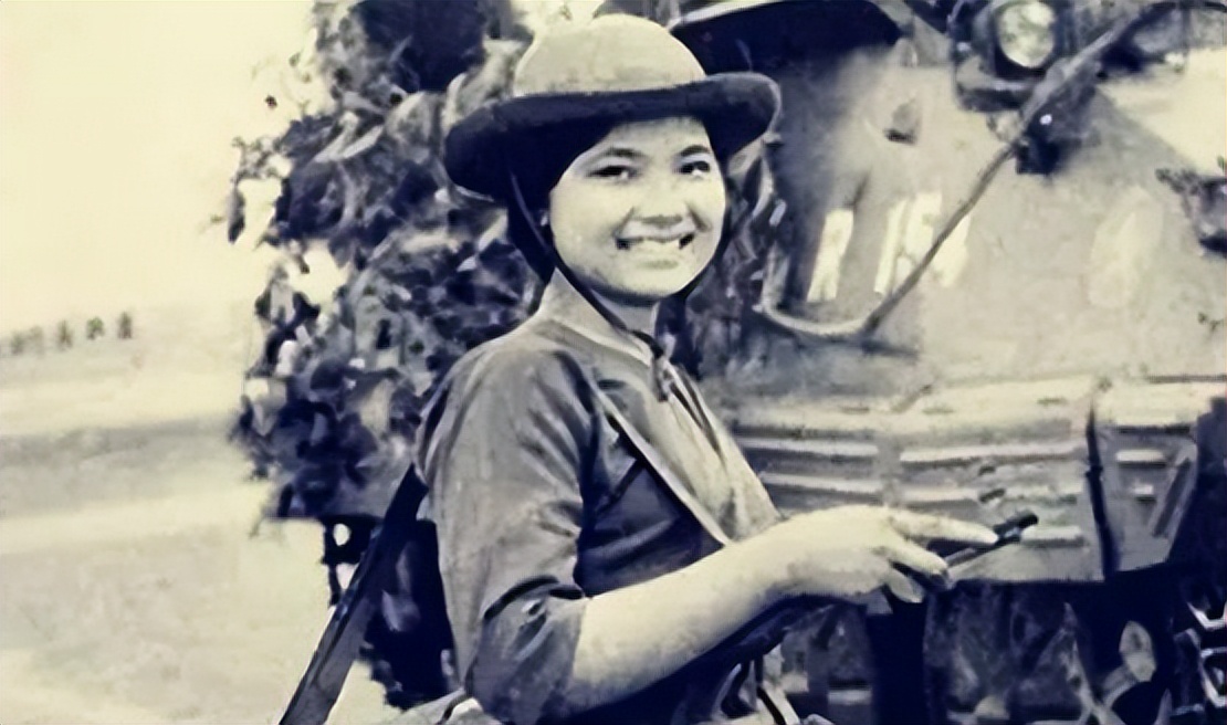 During the Vietnam War, Vietnamese female soldiers would take off their clothes directly when they were captured? What is the reason behind