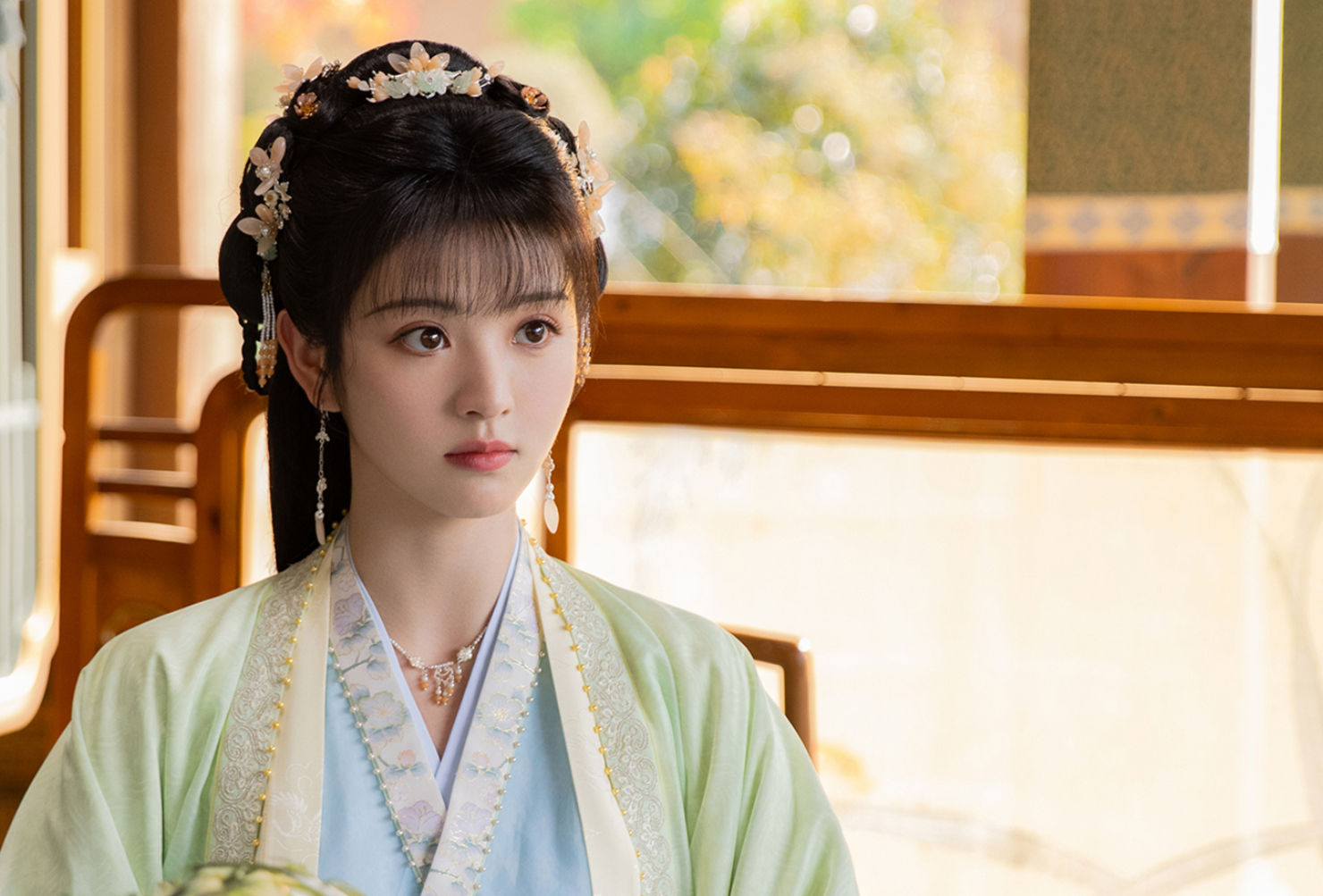 Qingqing Daily: Li Wei's real identity is really not that simple - iNEWS
